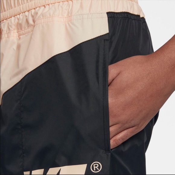 NWT Nike wind runner pants - Picture 4 of 6